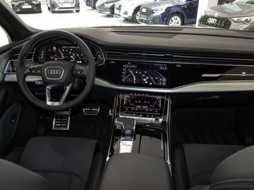 Audi Q7 - 12