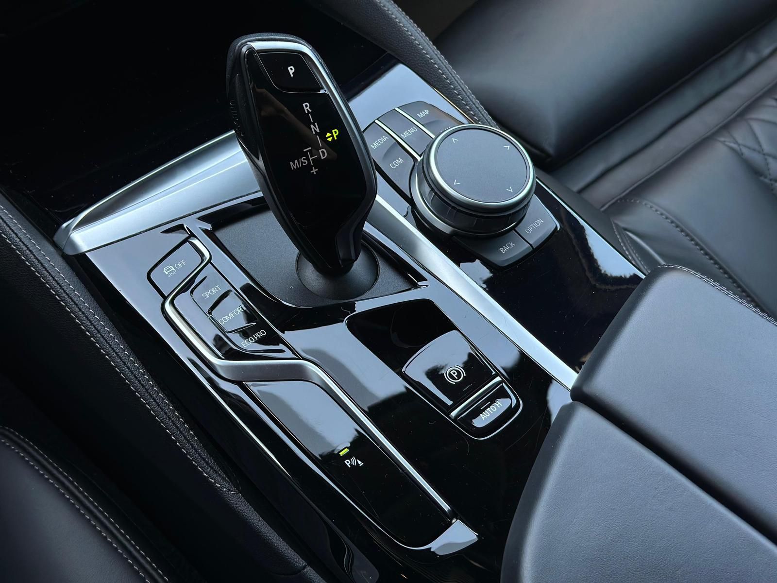 BMW 540i xDRIVE M SPORT PAKET *ACC#LASER#SHZ#HUD#VC - Image 16