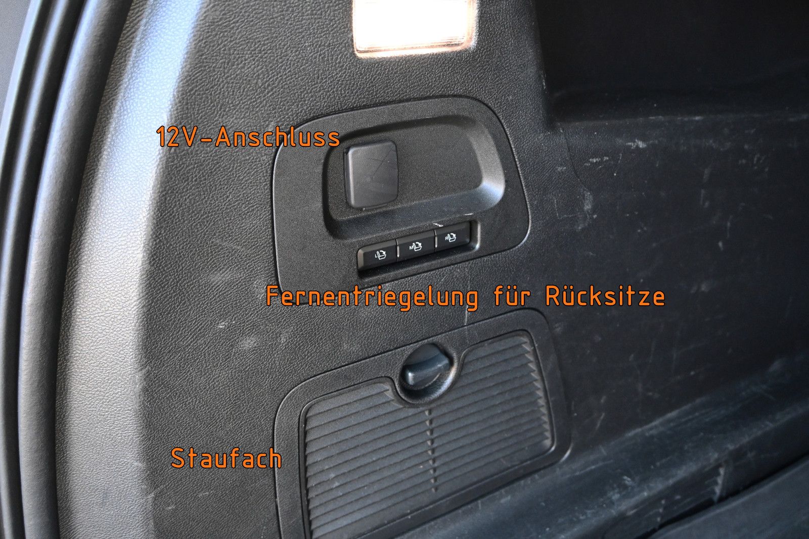 Fahrzeugabbildung Ford S-Max 2.0D EcoBlue Titanium °ACC°AHK°STANDHEIZ°