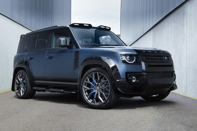 Land Rover Defender 110 2.0 P400e 110 S | Pano | Leder | St