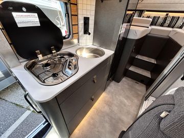 HYMER  ERIBA  HYMERCAR ML-T Xperience 570 CLESANA SOLAR LED Winterpaket