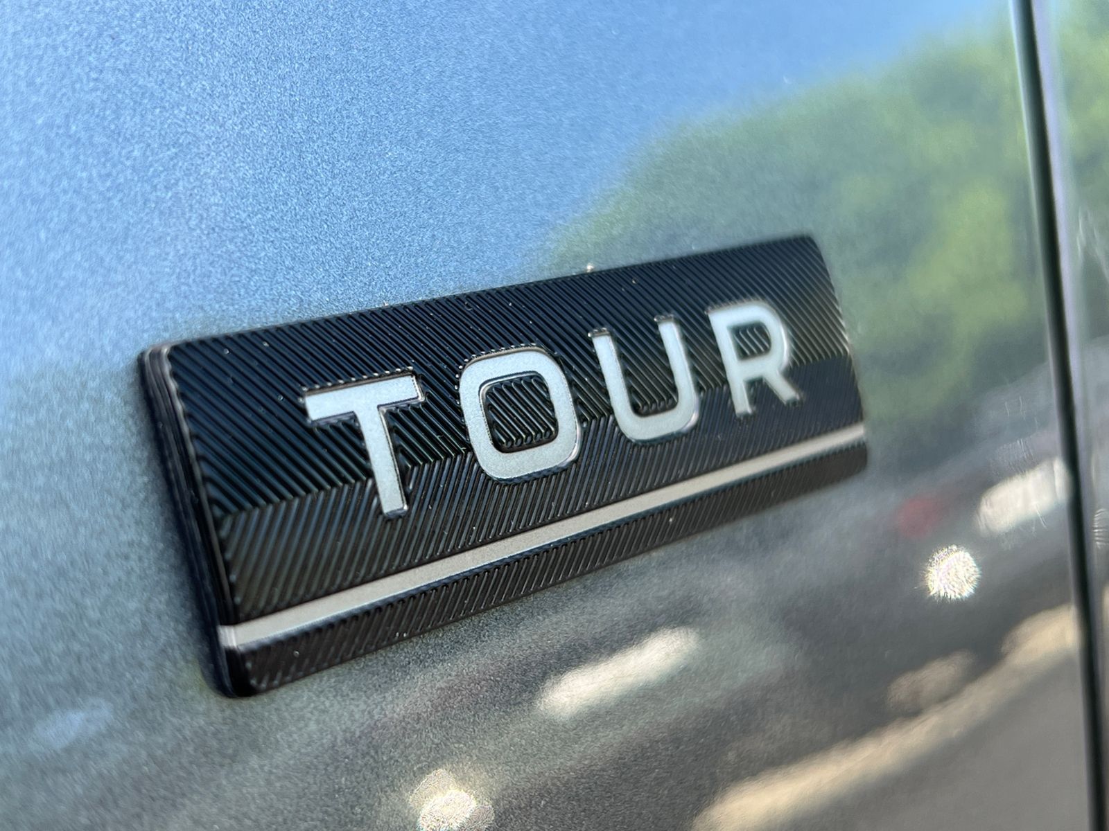 Fahrzeugabbildung SKODA Fabia Selection Tour 1.0 TSI *Vorb. AHK, LED, Ka