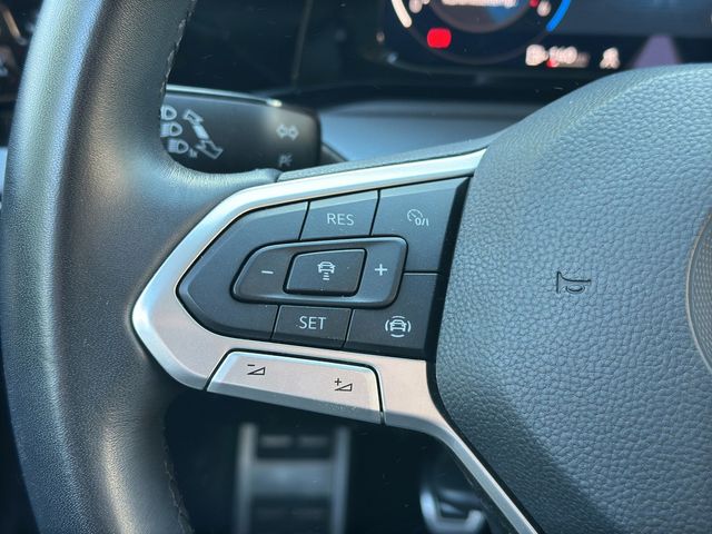 Golf VIII 2.0 TDI Active SHZ KAMERA NAVI ACC LED