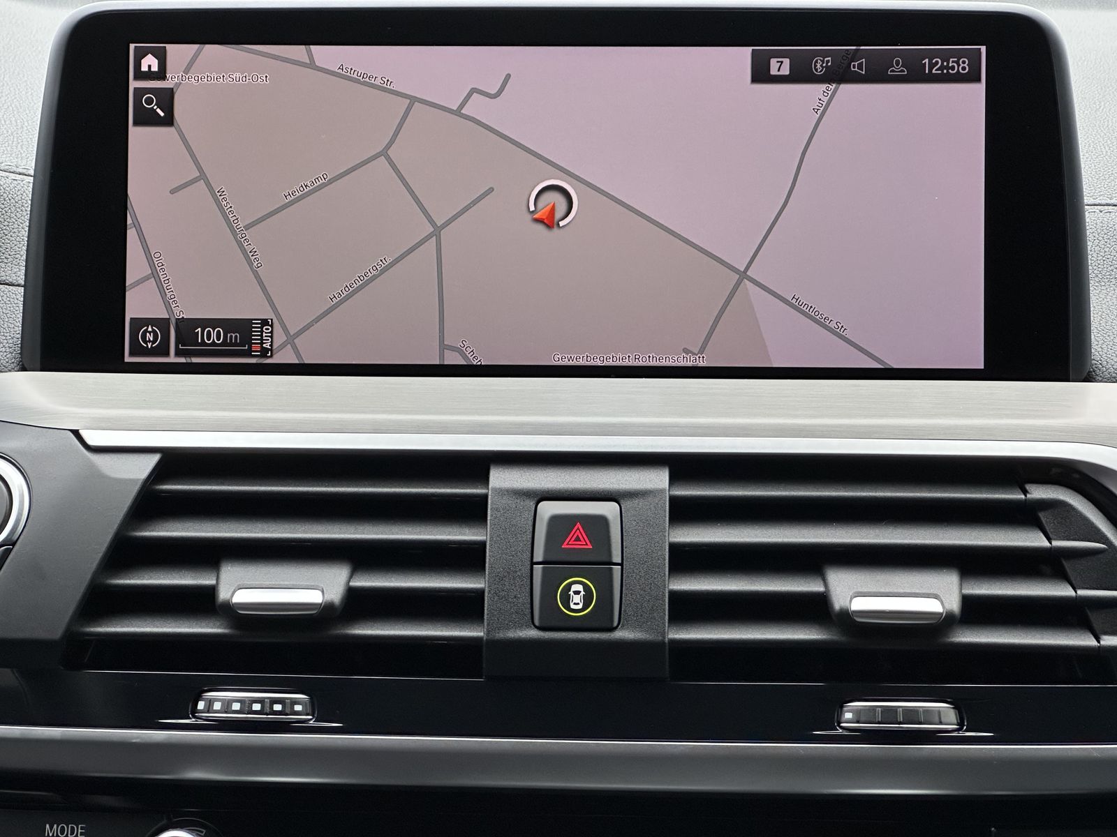 Fahrzeugabbildung BMW X4 M40i NAV+LED+HEAD-UP+H&K+KAM+MEMORY+20ZO+1HD