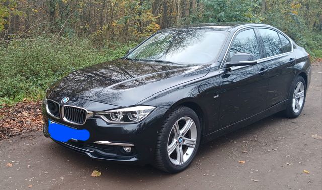 BMW 320d Luxury Line Luxury Line ***