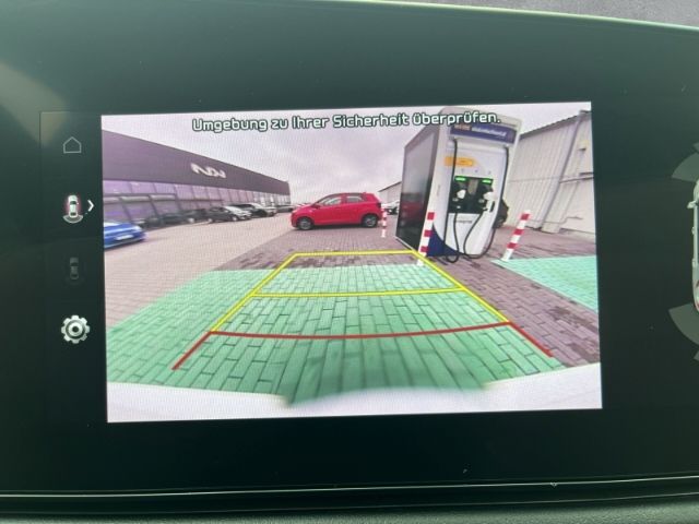 Fahrzeugabbildung Kia Niro 64,8 kWh SPIRIT *ANHÄNGERKUPPLUNG*NAVIGATIO