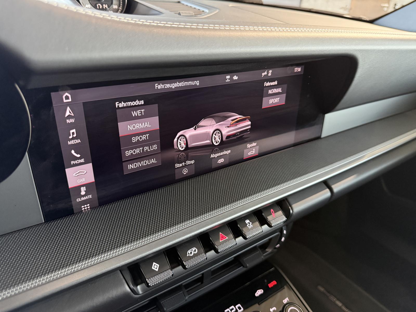 Porsche 992 Carrera 4S Cabriolet PDK*CHRONO*