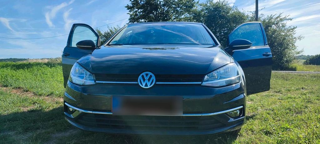Image of Volkswagen Golf