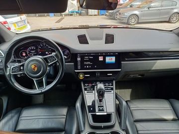 Porsche Cayenne - 11