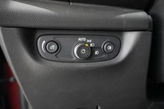 Fahrzeugabbildung Opel Insignia B ST 1.6D INNOV. NAVI/LED/LEDER/SH/DAB+