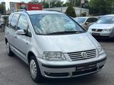 Volkswagen Sharan Trendline 2.0 TDI 7-SITZER-Scheckheft - Volkswagen Sharan in Bonn