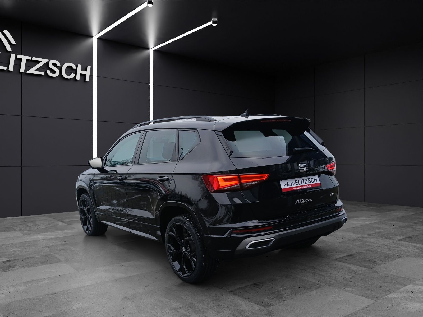 Fahrzeugabbildung SEAT Ateca TSI FR DSG LED AHK Navi beats AID ACC RFK