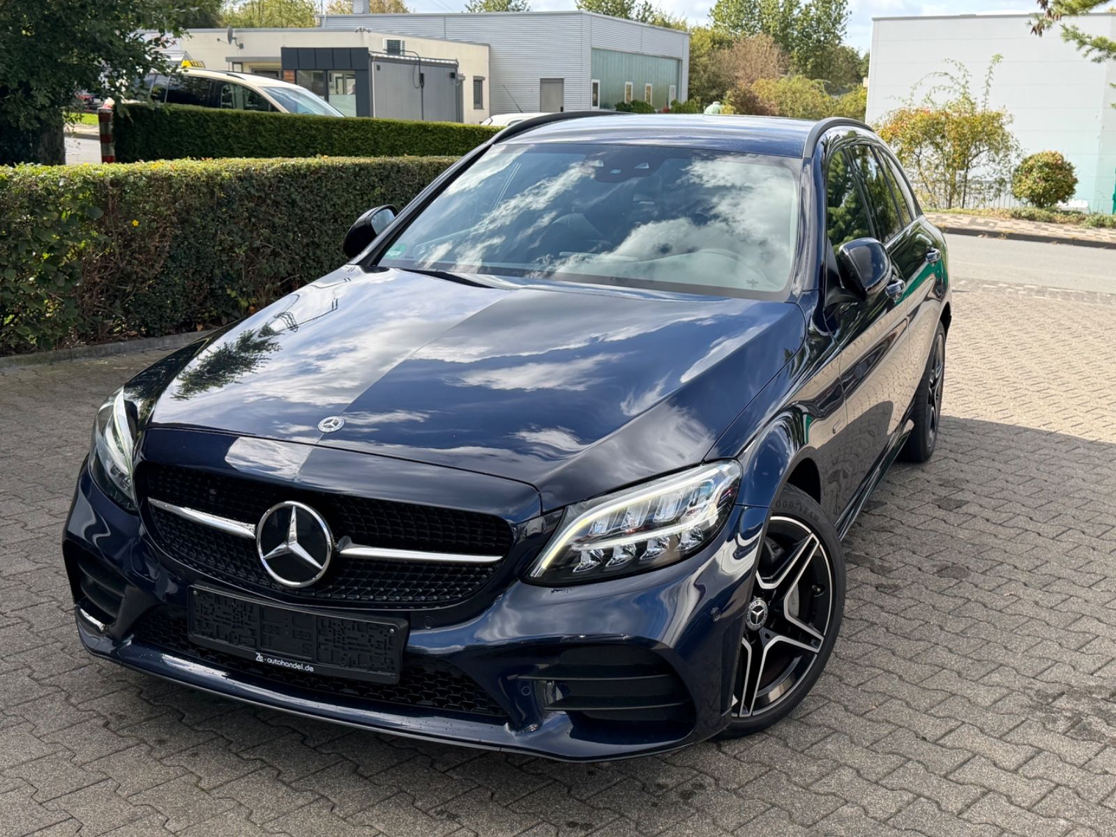 Mercedes-Benz C 300de Night Edition AMG LED Wide AHK Distronic