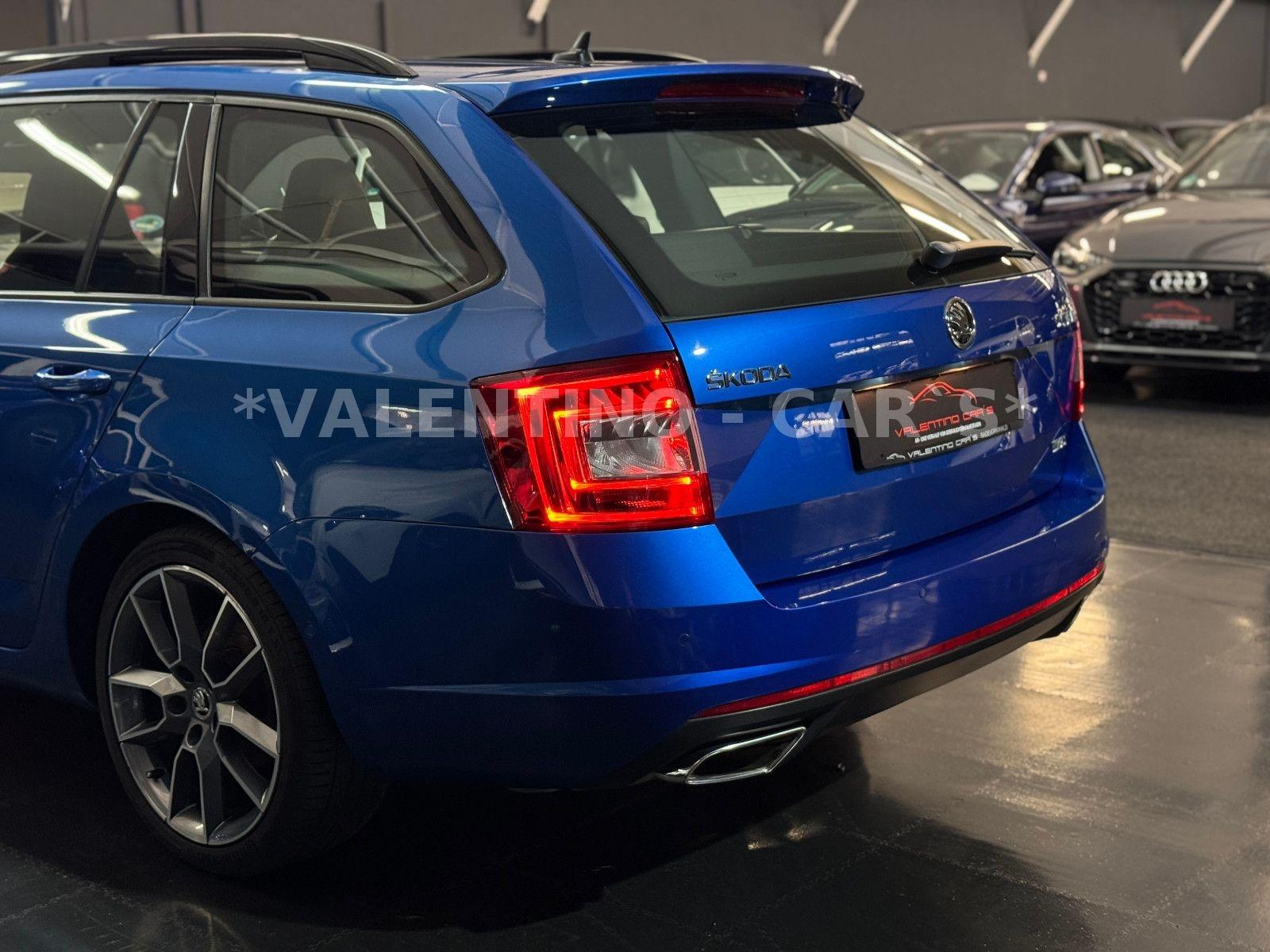 Skoda Octavia Combi RS DSG/Pano/Navi/PDC/Shz/Canton