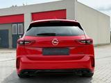 Opel Insignia B Sports Tourer GSi 4x4*OPC PERF.SITZE* - Opel Insignia: Sports Tourer Opc