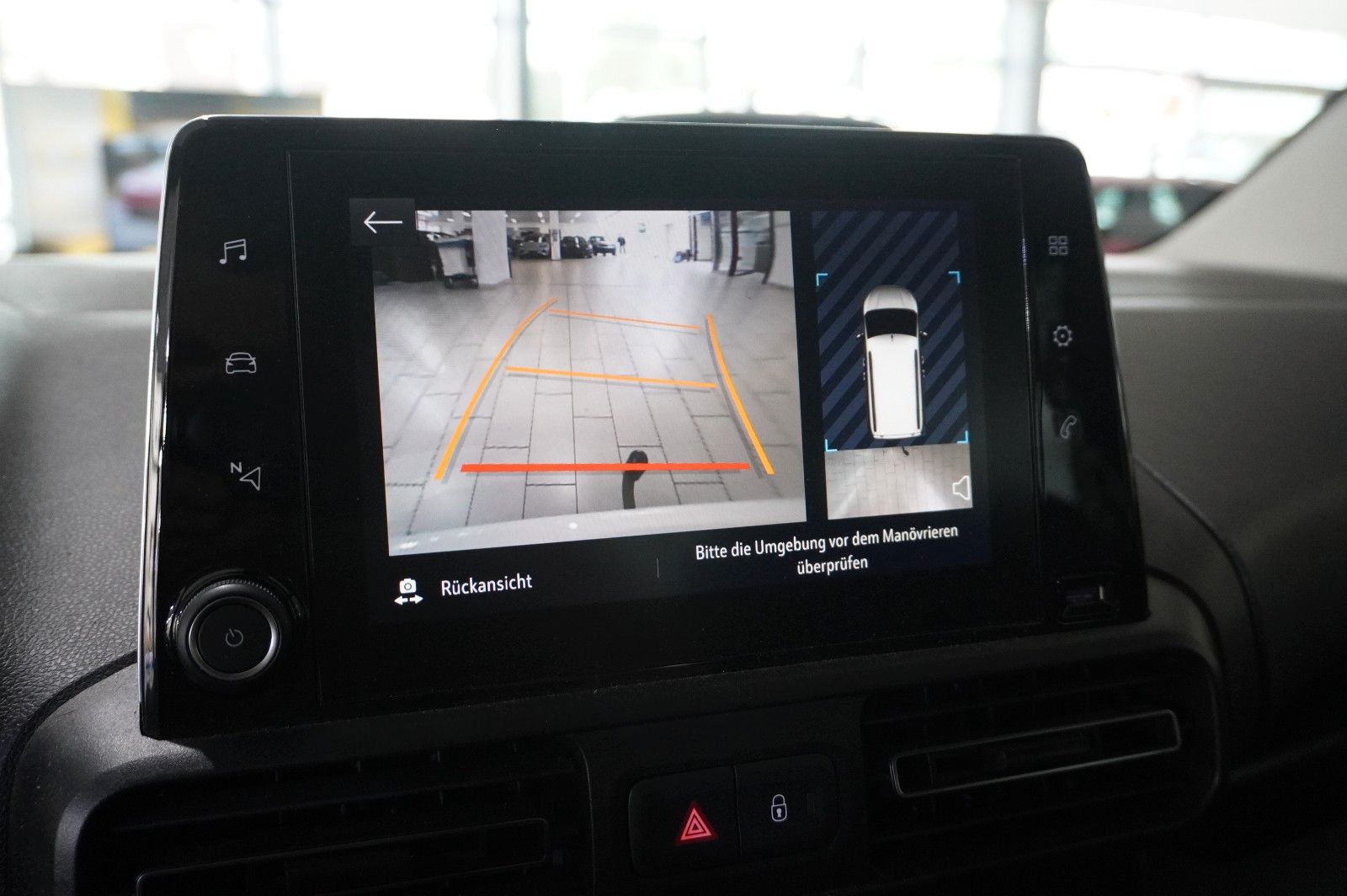Fahrzeugabbildung Opel Combo Life 1.5D ELEGANCE NAVI/LED/KAMERA/SH/AHK