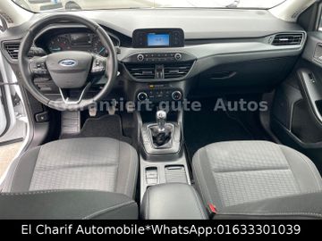 Ford Focus - 12