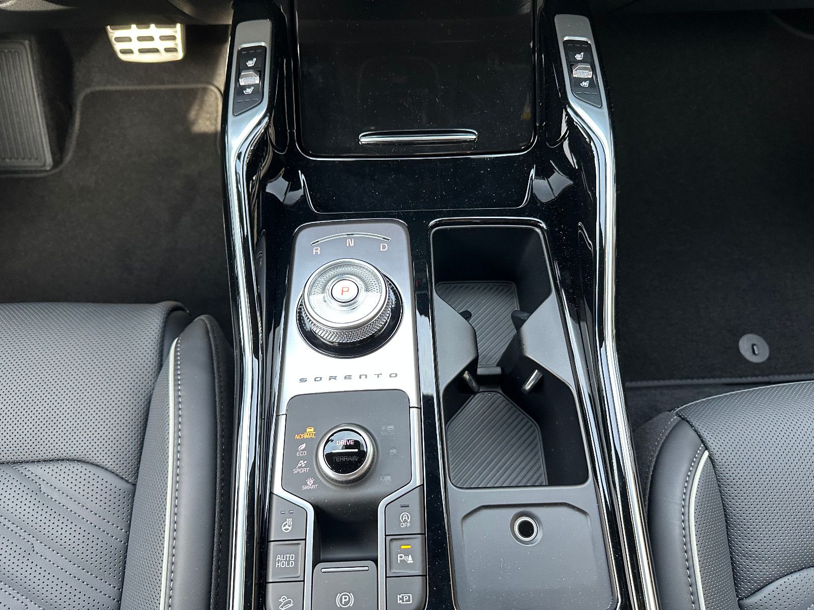 Fahrzeugabbildung Kia Sorento  2.2D AWD PLATINUM 7S NAPPA