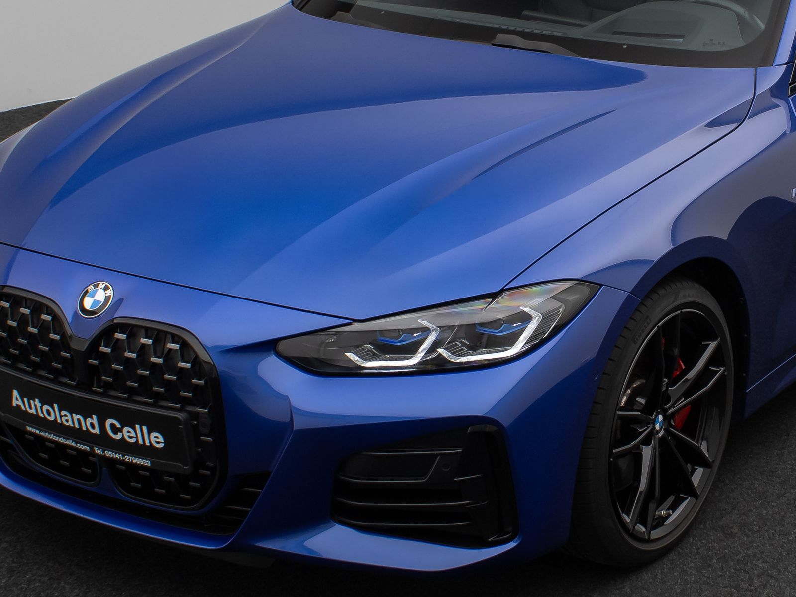 Fahrzeugabbildung BMW M440i xD Laser Kamera HUD DAB H/K Komfort 19Zoll