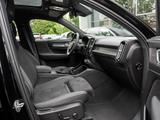 Volvo XC40 B4 AWD Ultimate Dark FACEL. LED PANO 360° - Volvo: Awd