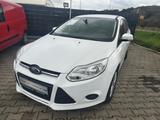 Ford FOCUS*TURNIER*TREND*AUTOMATIK*2.0*TDCI*AHK* - Ford Focus: Tdci Trend