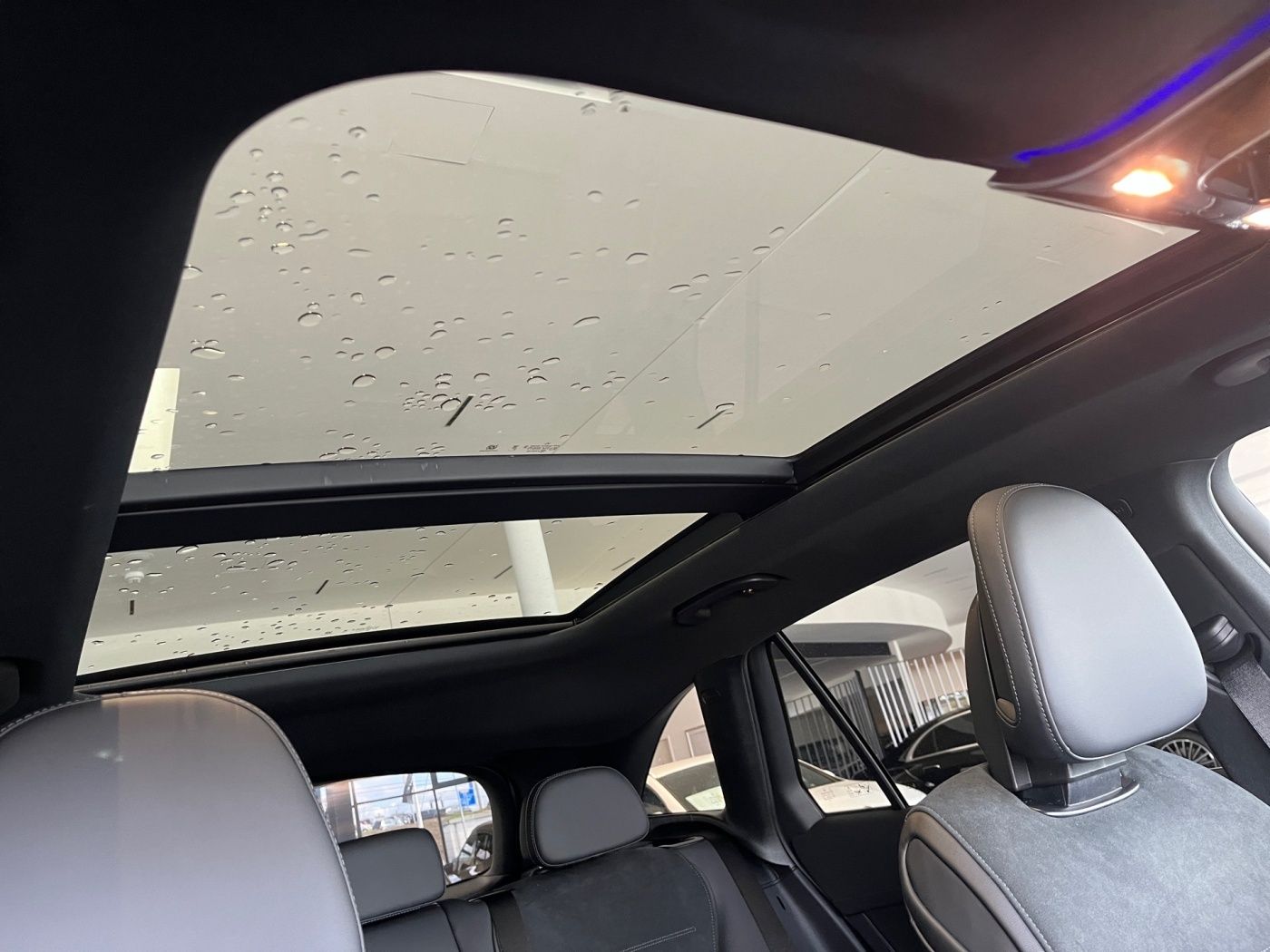 Mercedes-Benz GLC 300 de 4MATIC AMG AMG AHK*Pano*Burmester-3D* foto 17