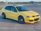 Seat Leon 1,9 TDI PD 110kW FR FR - Seat Leon: Gelb