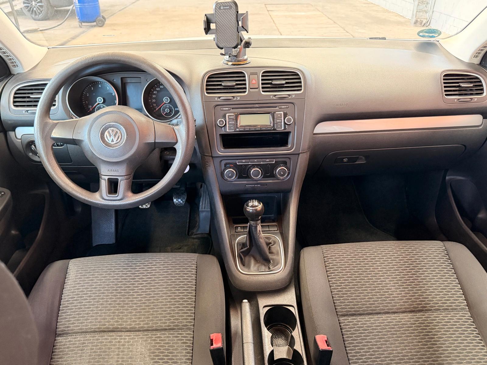Volkswagen Golf 2011 — photo 11