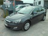 Opel Astra J Sports Tourer Sport* CDTI*Navi*SHZ** - Opel Astra aus 2010: Sports