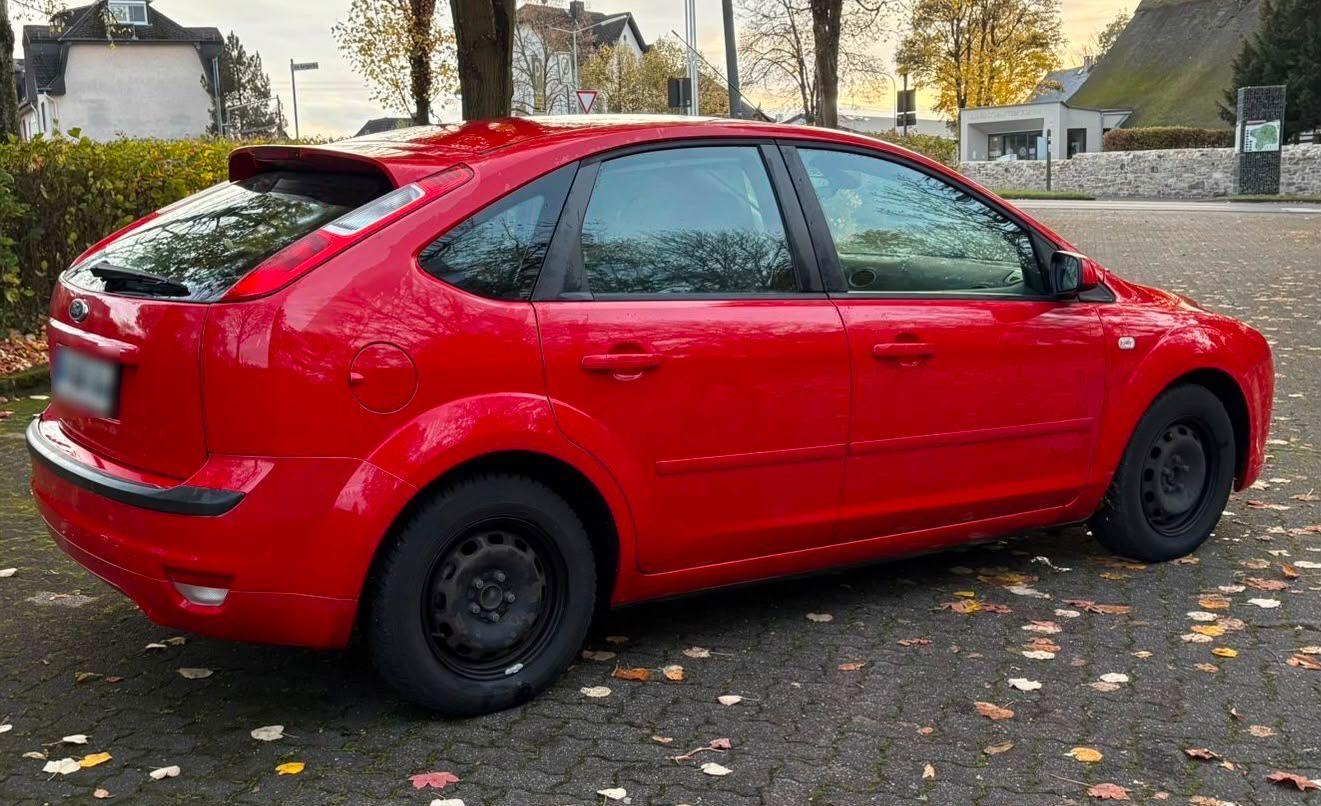 Ford Focus 2007 — engine 101 HP (74kW)