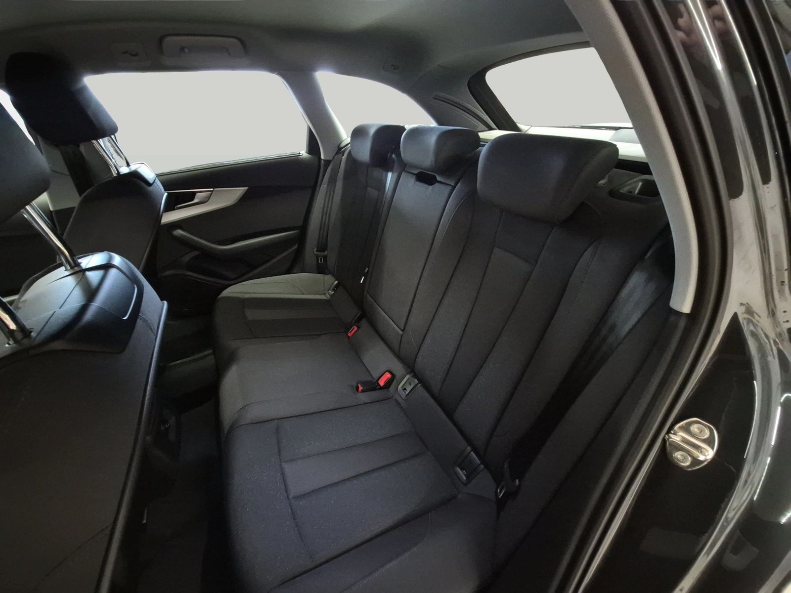 Audi A4 - Bild 13