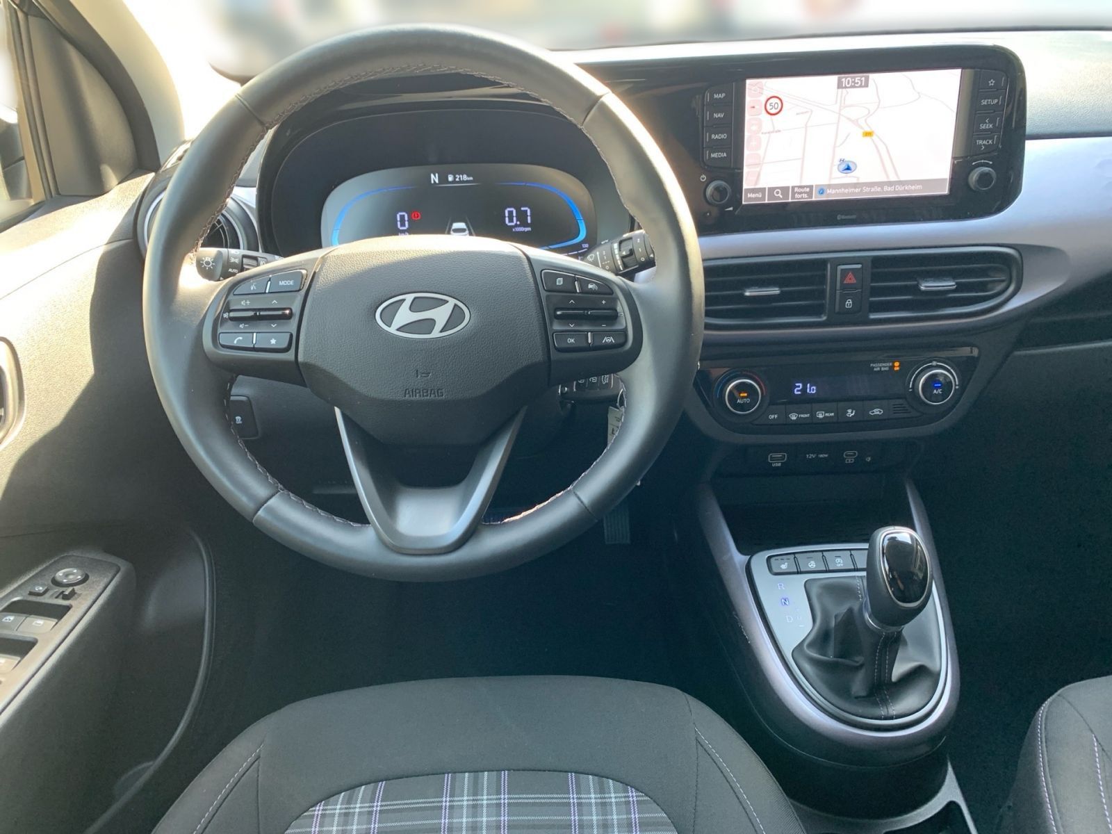 Fahrzeugabbildung Hyundai i10 1.2 Prime Automatik Navi