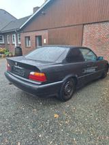 BMW 320i Coupe 320i - BMW 320 aus 1993: 320i