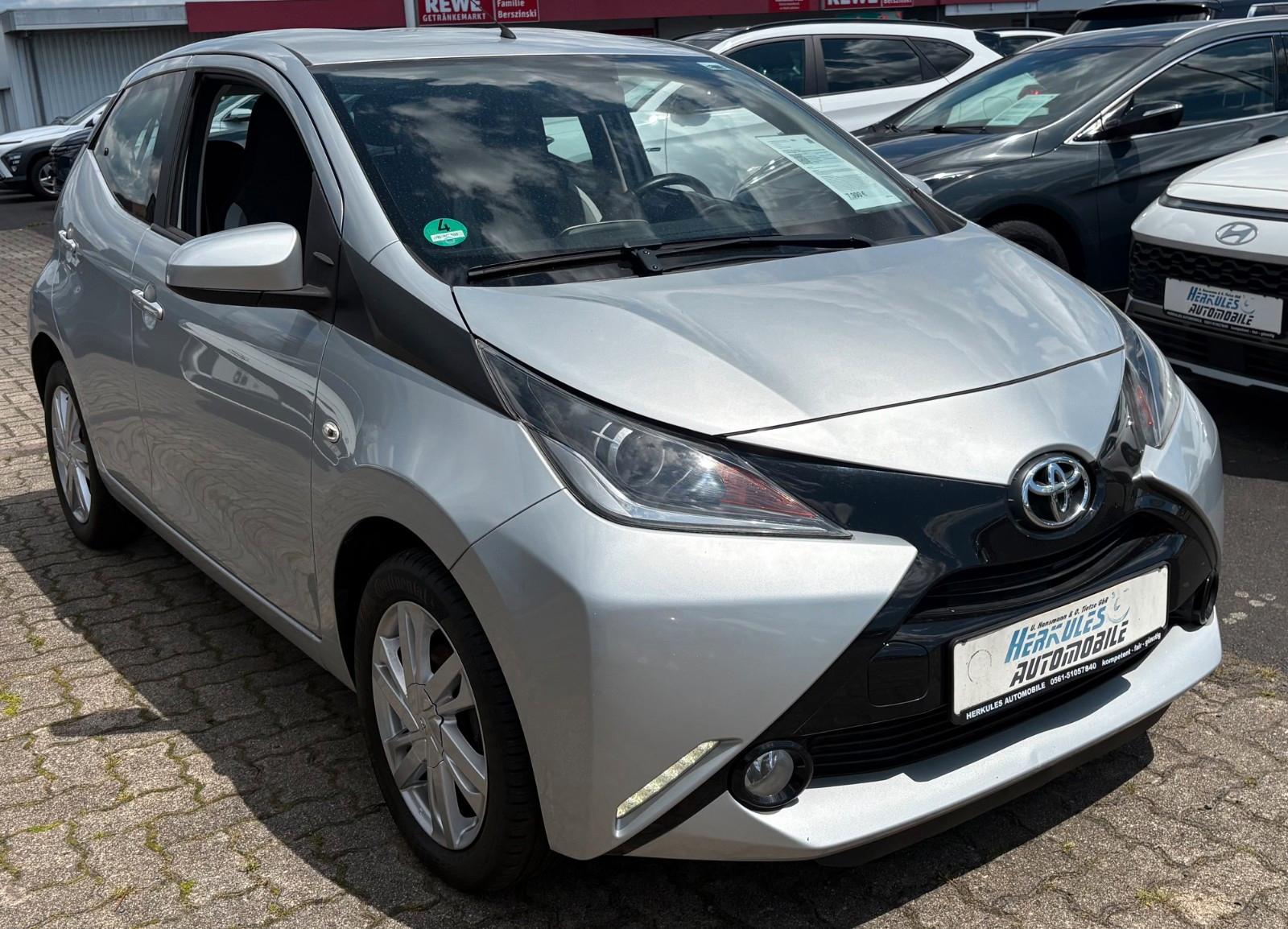 Toyota Aygo 1.0l x-play touch Kamera/Klima