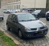 Renault Clio 1.4 16V Automatik TÜV neu - gebrauchte Renault Clio aus dem Jahr 2003