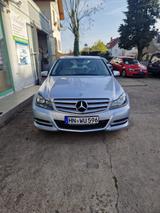 Mercedes-Benz 200 - Mercedes-Benz 200 mit Diesel-Antrieb: Automatik