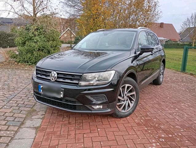 Volkswagen Tiguan 2.0 Sound Packet Autom. ...