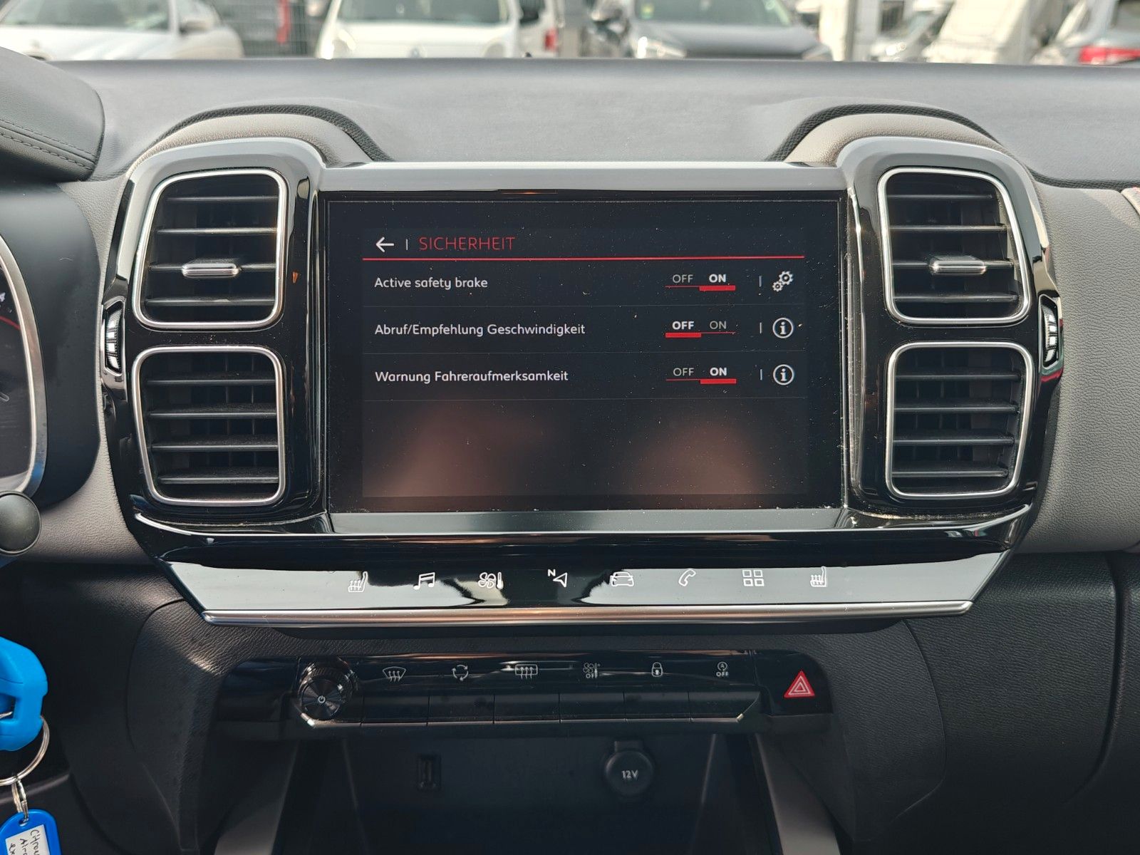 Fahrzeugabbildung Citroën C5 Aircross Live - Scheckheft, Zahnriemen Neu! -