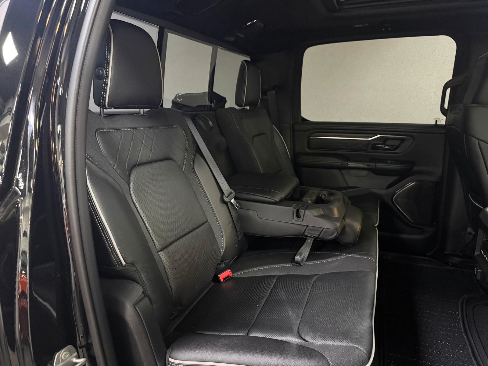 Fahrzeugabbildung Dodge RAM LIMITED HEMI V8-RAMBOX-TAILGATE-SOFORT!!!