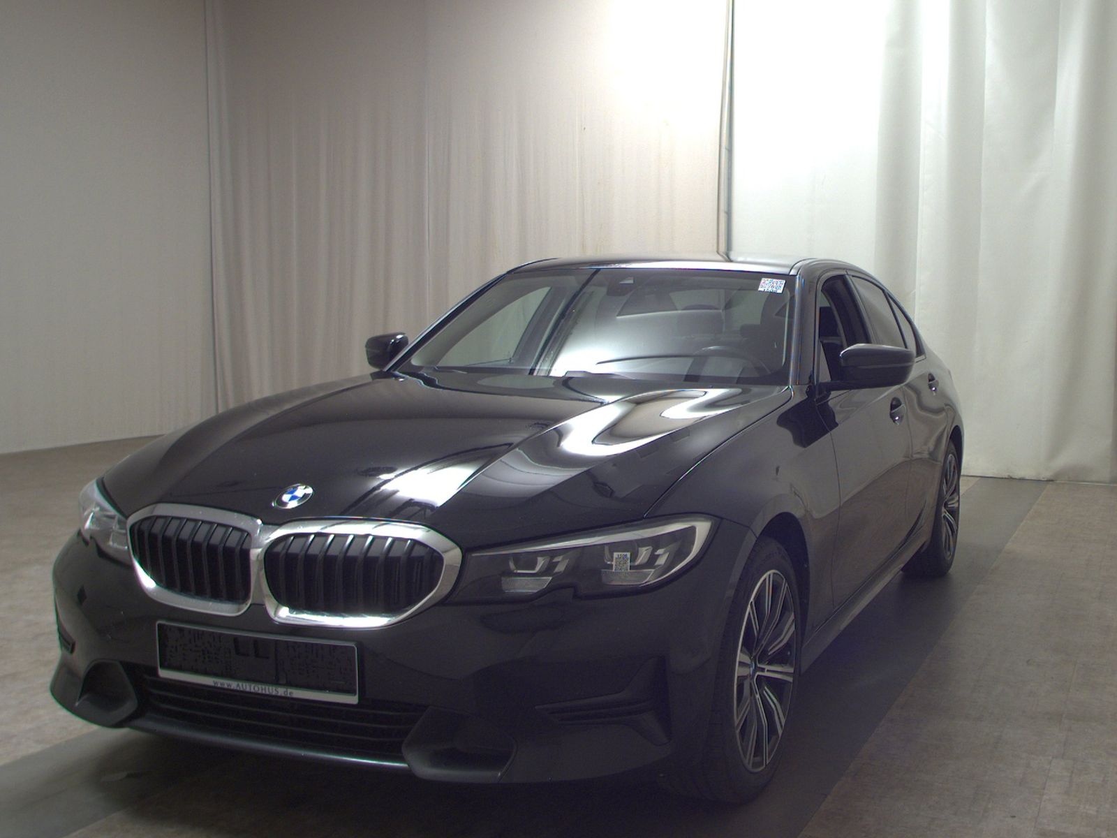 BMW 320dA xDr Sport-Line LEDER NAVI LC PRO LED PDC foto 2