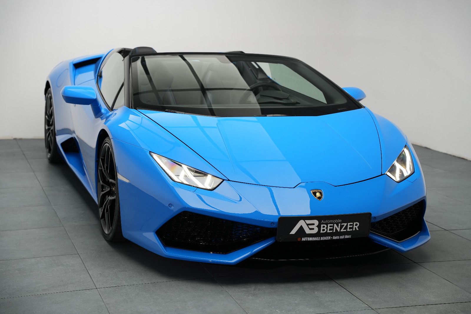 Fahrzeugabbildung Lamborghini Huracán/SPYDER/LIFT/KAMERA/LP610/KERAMIK/