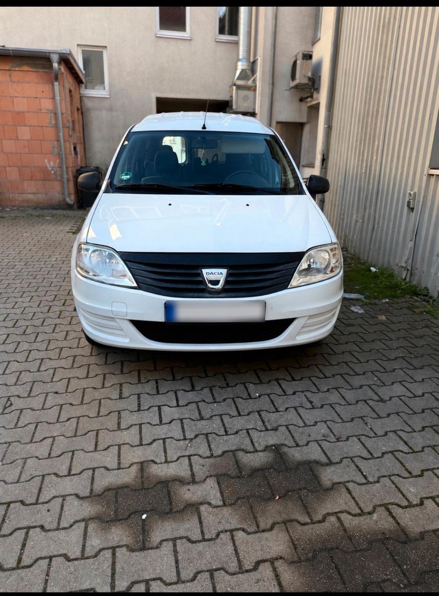 Dacia Logan