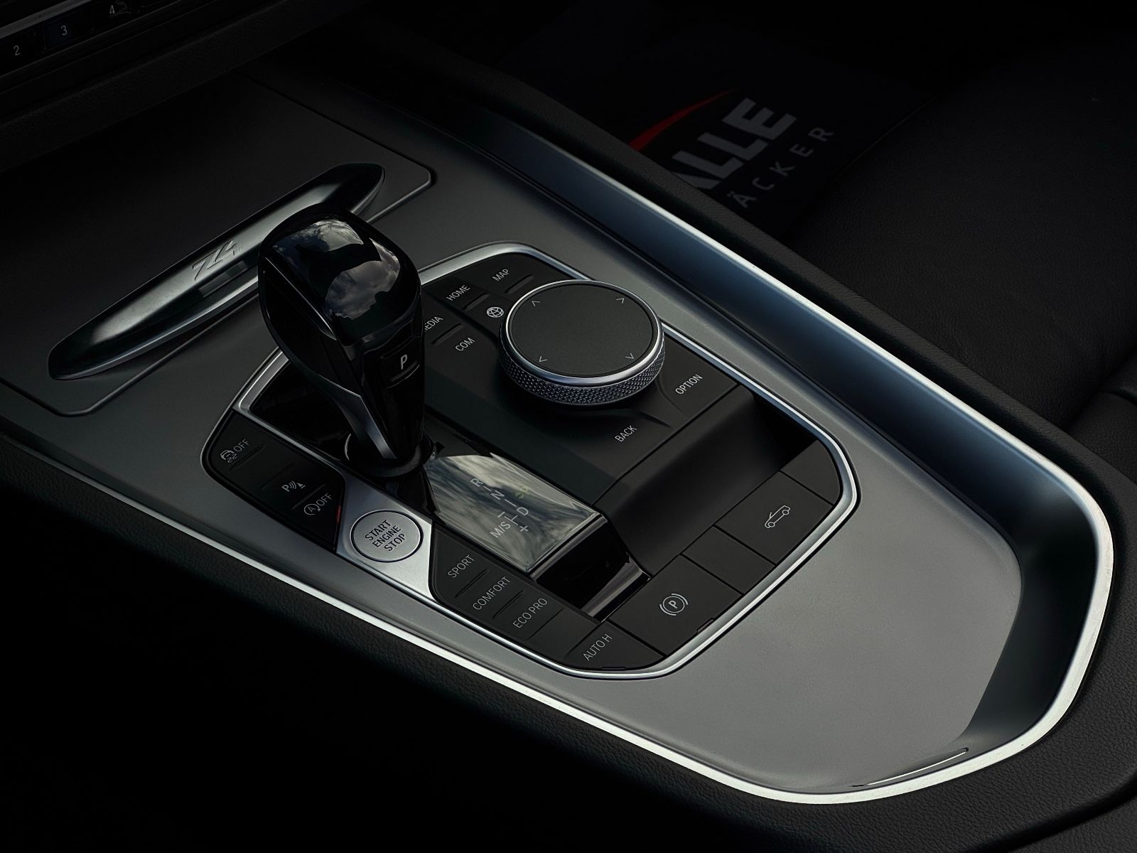 Fahrzeugabbildung BMW Z4 sDrive30i Steptr. Advantage Kamera Leder DAB