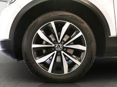 VW T-Roc TDI NAVI PDC SHZ Totwinkel-Assistent LED