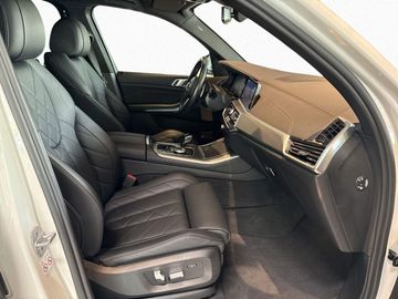 BMW X5 - 11