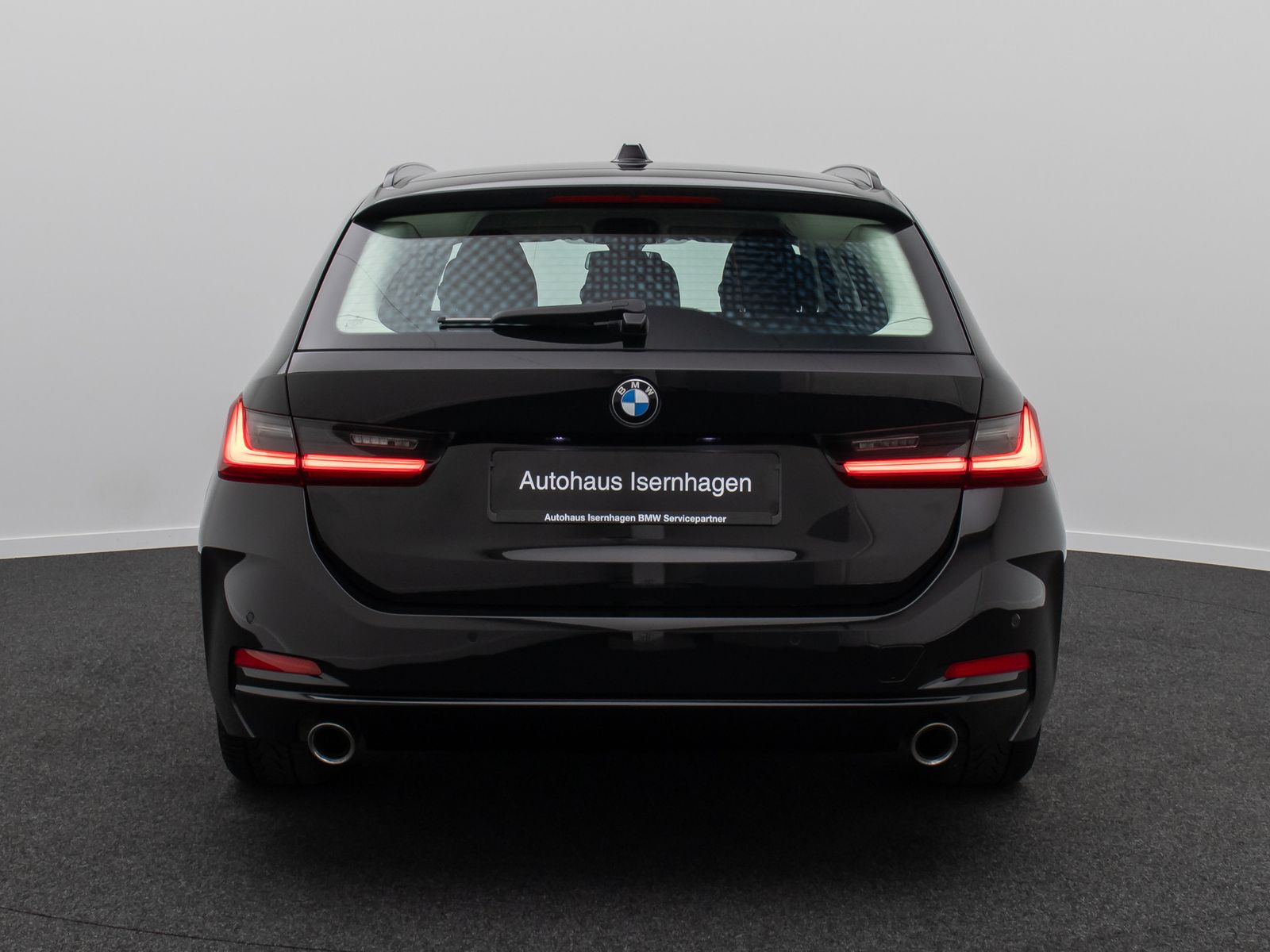 Fahrzeugabbildung BMW 318i GeschwindigReg DAB PDC Cockpit+ Widscreen