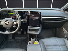 Renault Megane E-Tech EV60 220 Iconic