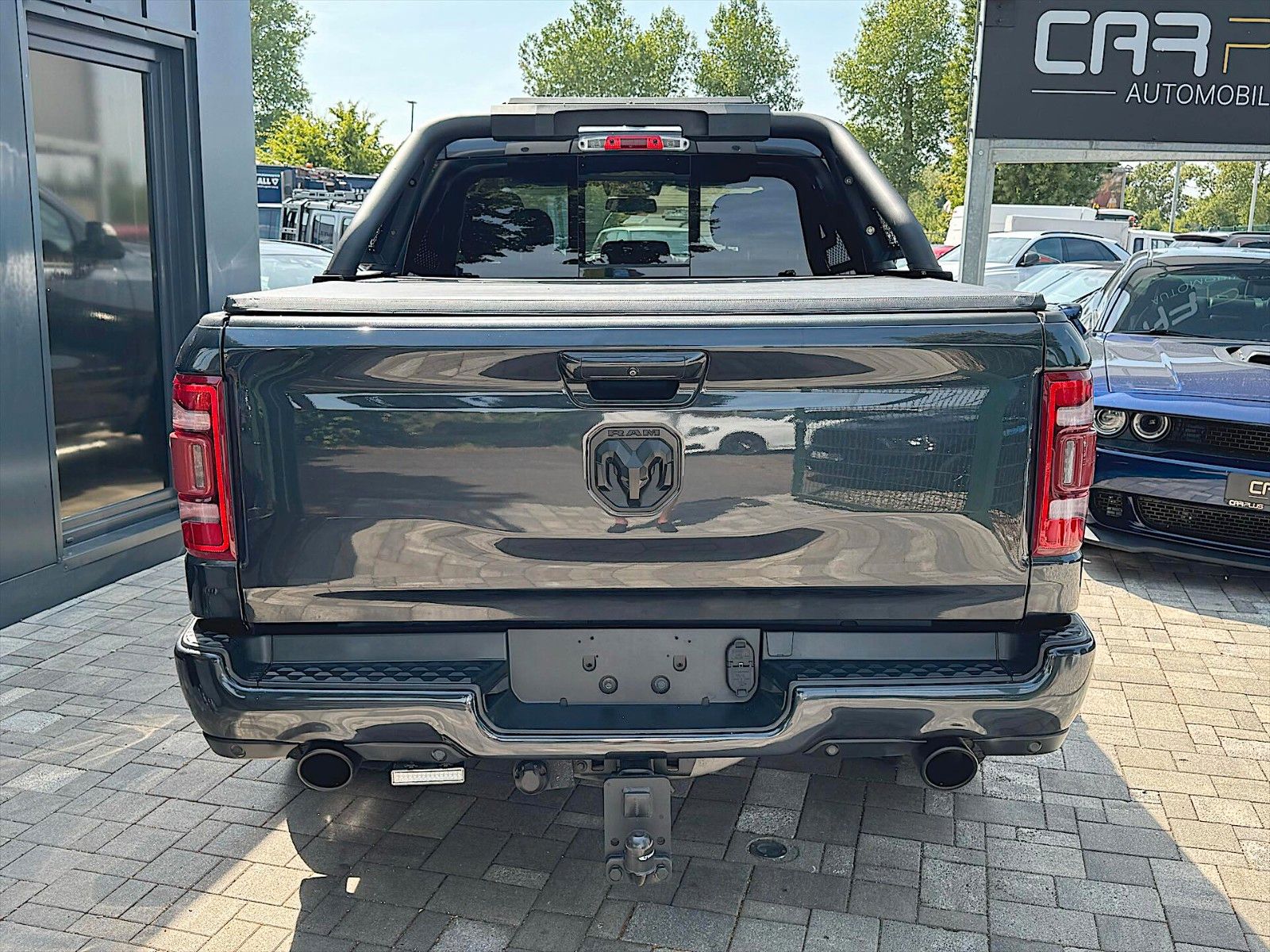 Fahrzeugabbildung Dodge RAM 5.7 V8 HEMI Night Edition 4x4 LPG AXLE LOCK