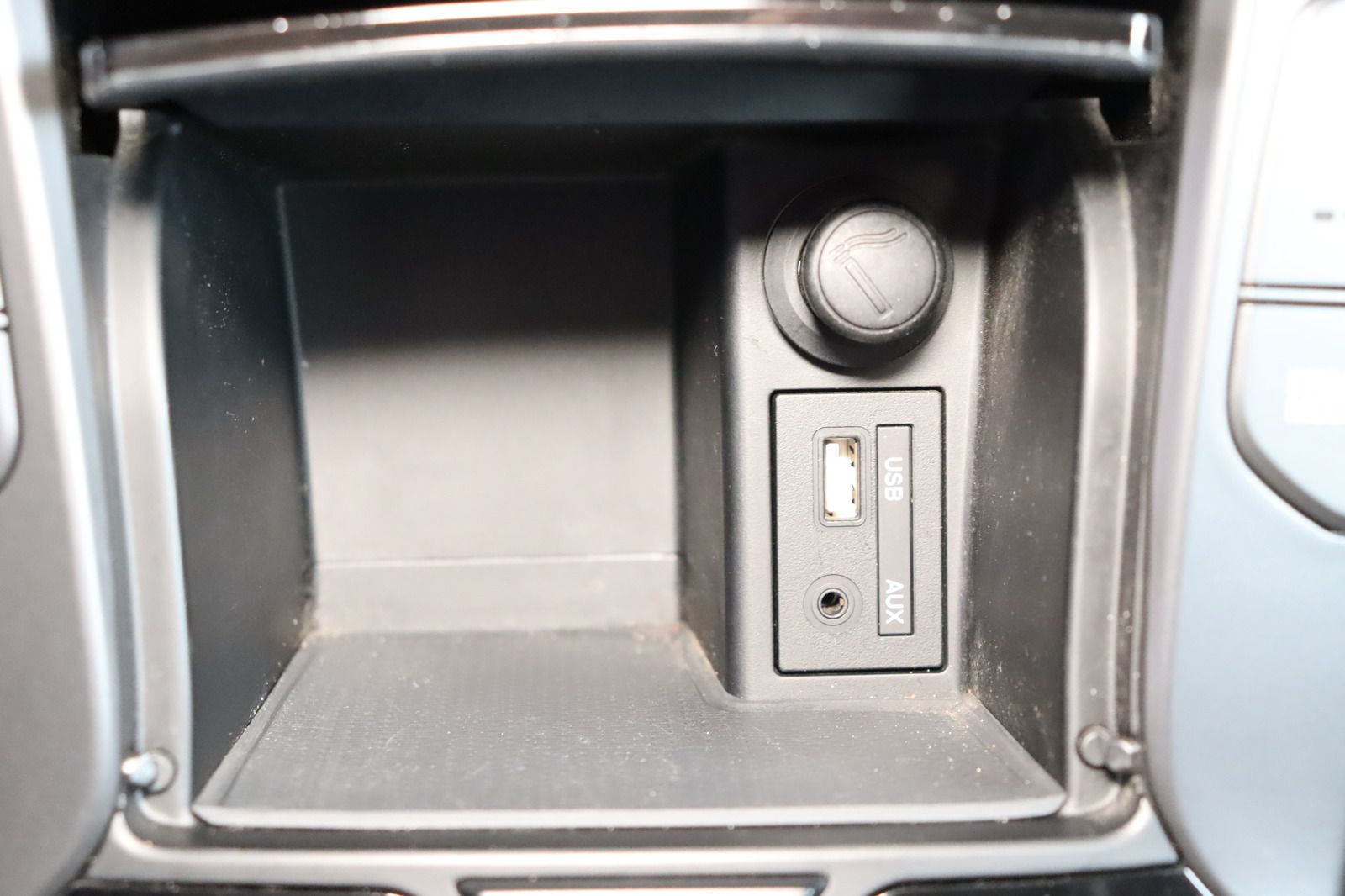 Fahrzeugabbildung Hyundai i40 CW 1.6 CRDi Space Plus * Sitzhzg./-lüftung