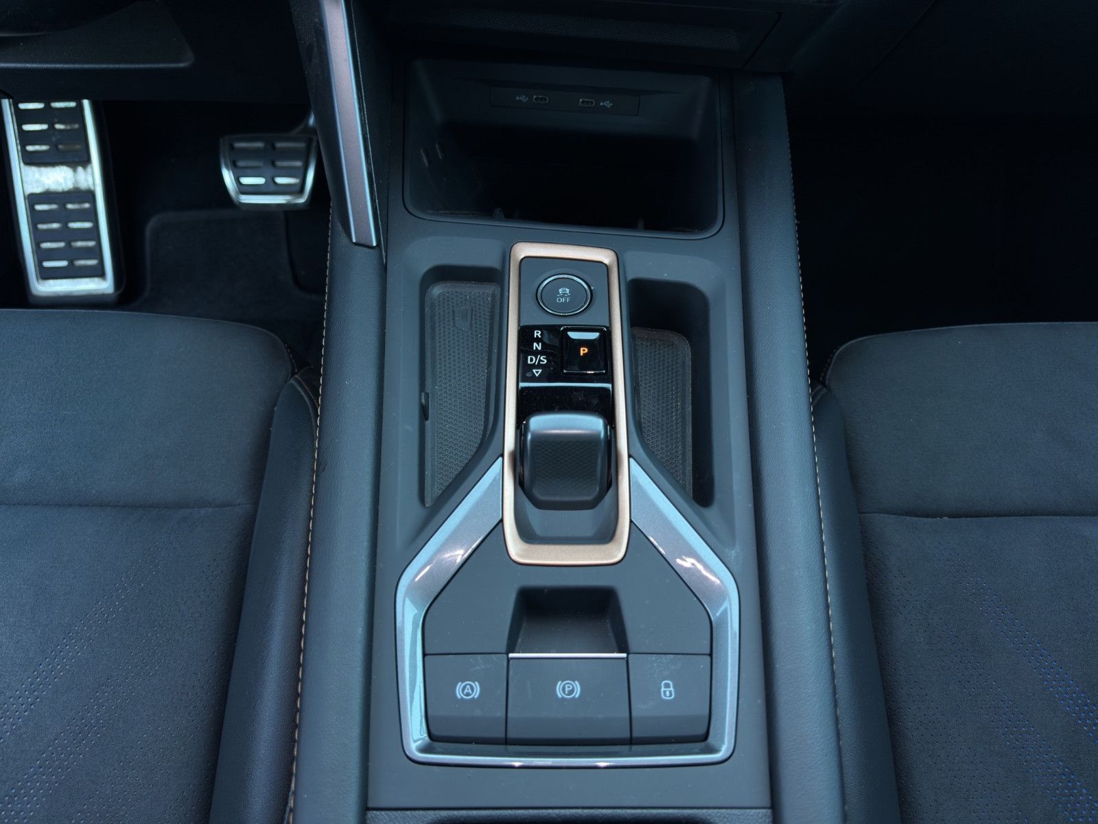 Fahrzeugabbildung CUPRA Formentor VZ 2.0 TSI/ACC/Matrix/CarPlay/Navi